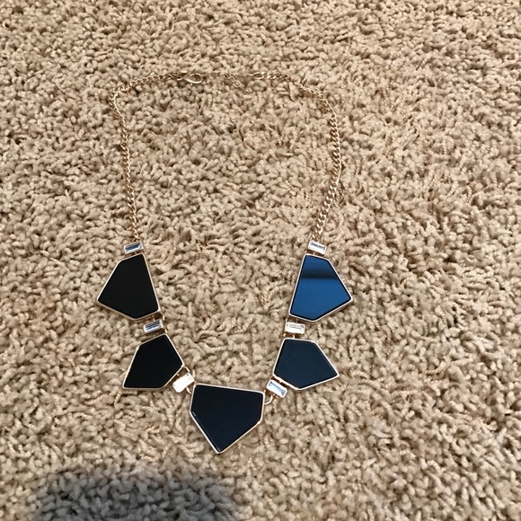 CHARLOTTE RUSSE necklace