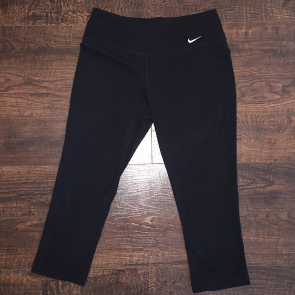 Nike Dri-fit crop leggings
