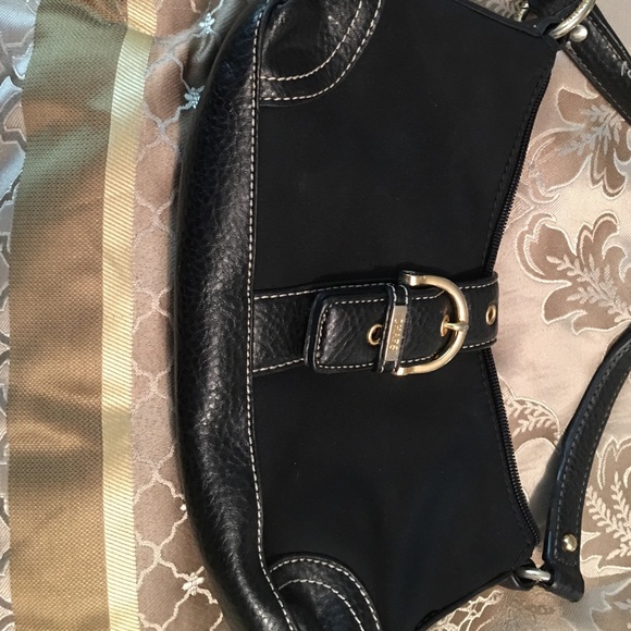 Chaps by Ralph Lauren Small handbag - Picture 4 of 4