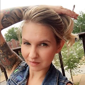 Meet your Posher, Anna