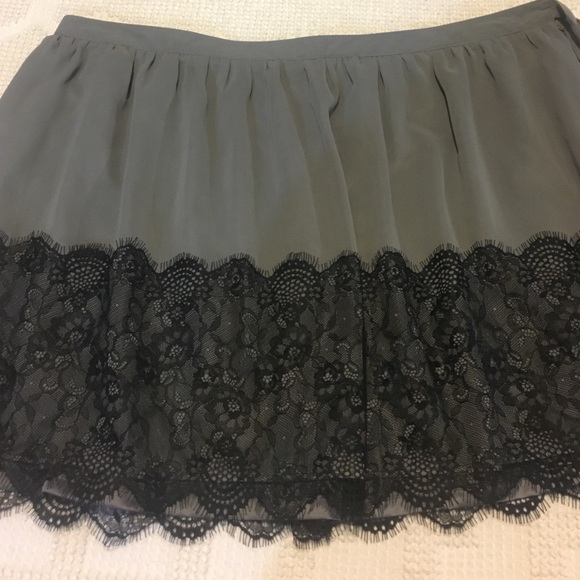 Gorgeous LC Skirt with black lace trim