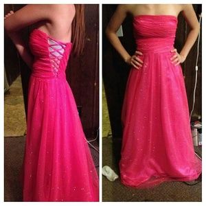 Pink sparkling zipper back.