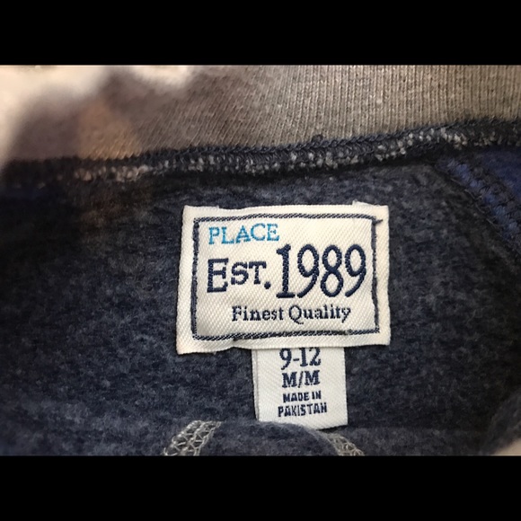 Number two sweater - Picture 2 of 2