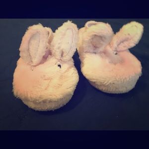 Toddler bunny slippers, pink size 5-6