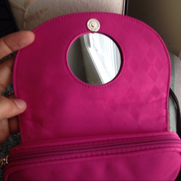 Givenchy small pouch/clutch or cosmetic bag Authentic - Picture 3 of 6