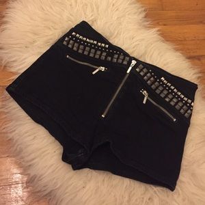 Studded HOT PANT from TOPSHOP sz6!