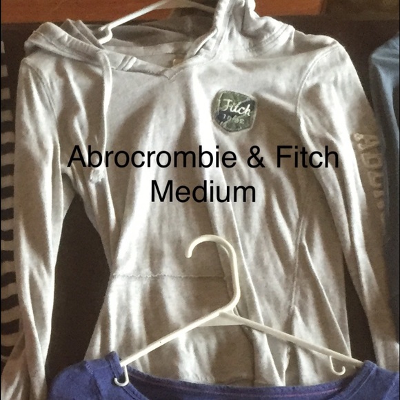 Abrocrombie long sleeve with hood
