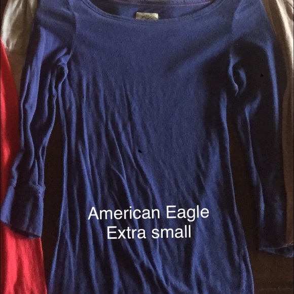 American eagle extra small quarter length sleeve