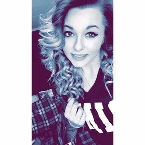 Meet your Posher, Keely