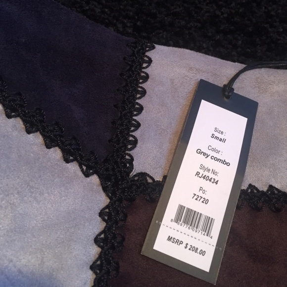 Suede patch Mini skirt - Picture 2 of 4