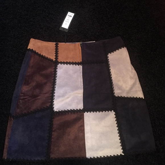Suede patch Mini skirt - Picture 4 of 4