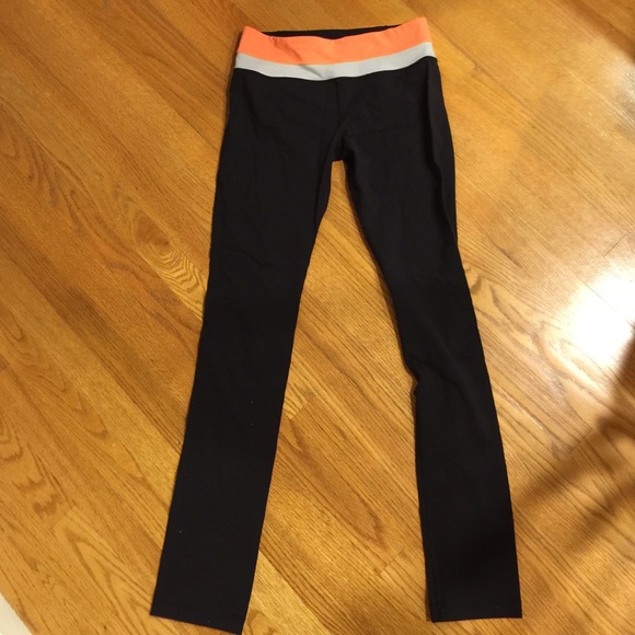 Lululemon pants - Picture 1 of 2