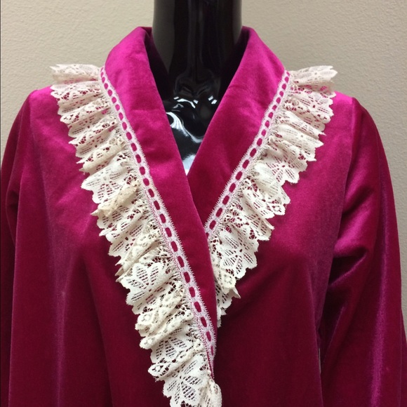 Coat - Picture 2 of 3
