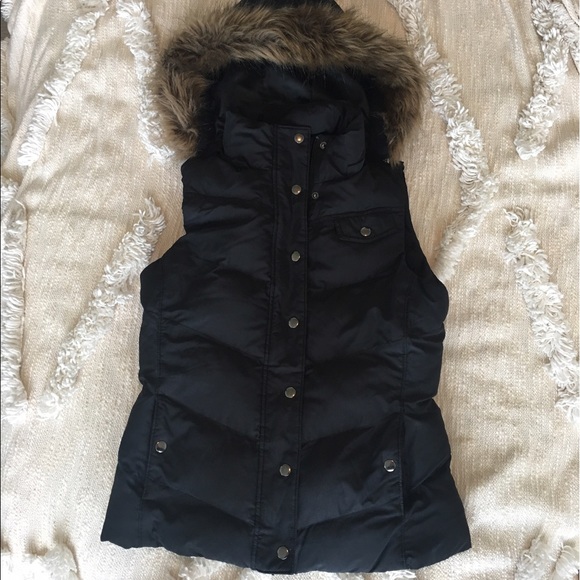 Banana Republic Jackets & Blazers - // Banana Republic Black Faux Fur Vest //