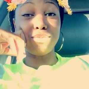 Meet your Posher, Kiair