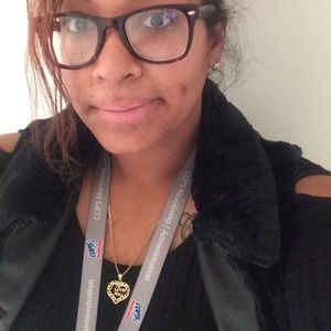 Meet your Posher, Takesha