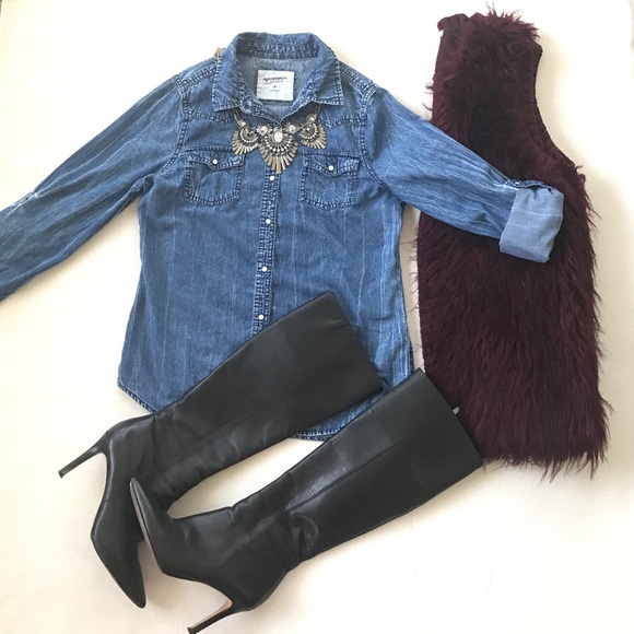 Arizona Jean Company Tops - Arizona Chambray Top