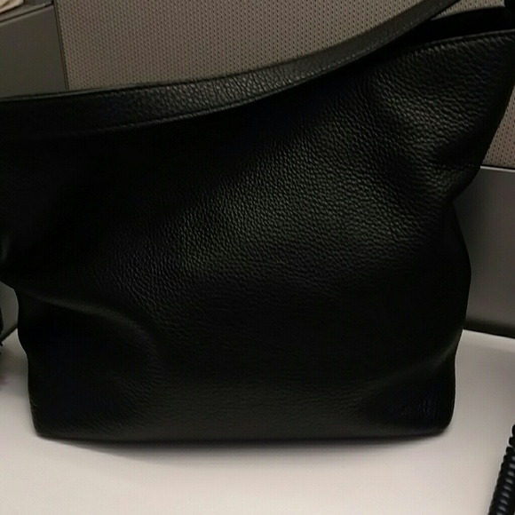 SOLD Tory Burch Thea Hobo in black! - Picture 2 of 4