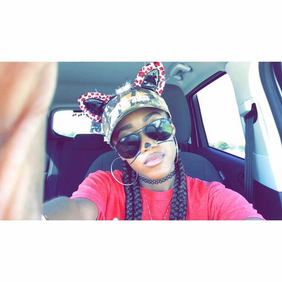 Meet your Posher, Bria - Picture 1 of 1