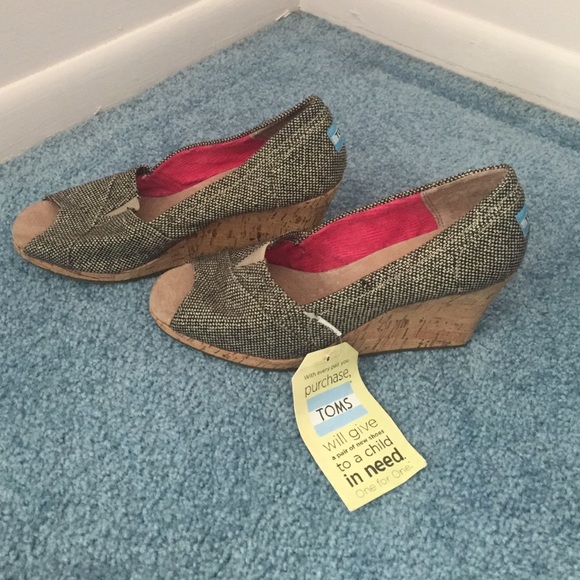 Toms