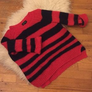 Topshop stripped sweater in black and red. Sz 6