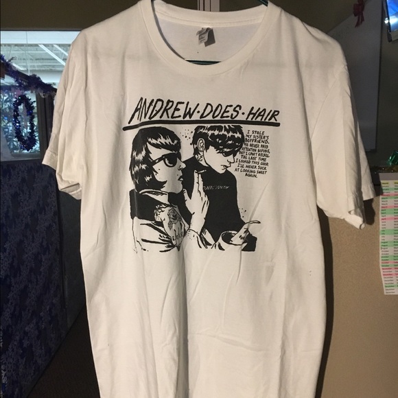 White American Apparel T-shirt