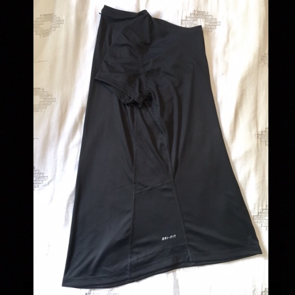 Nike Miler Dri-Fit Shirt - Picture 6 of 6