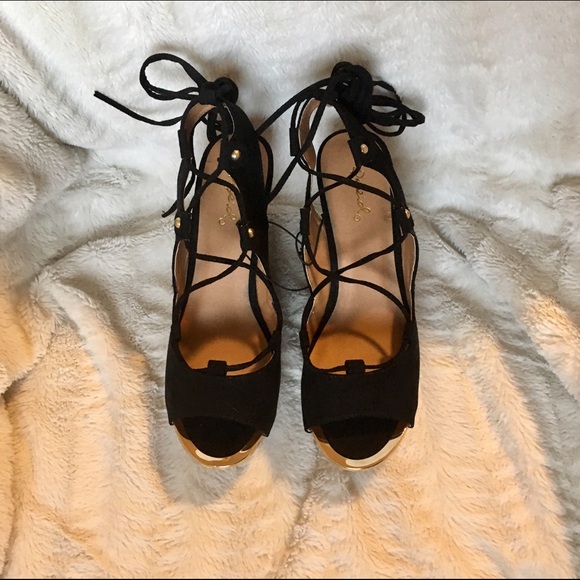 Qupid wedges size 6 - Picture 1 of 2