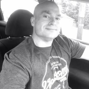 Meet your Posher, Michalis