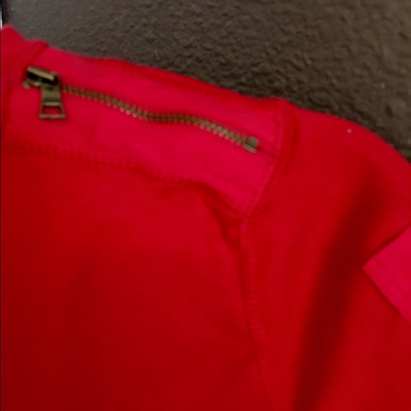 Top - Picture 3 of 3