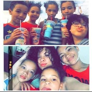 Meet your Posher, Cynthia