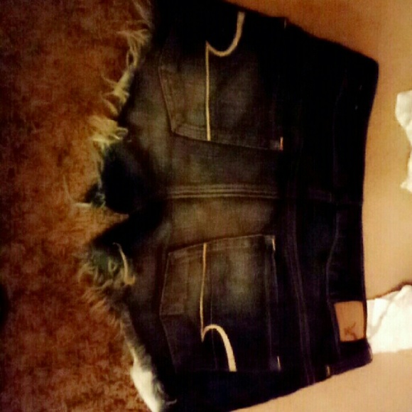 TRADE - Picture 2 of 3