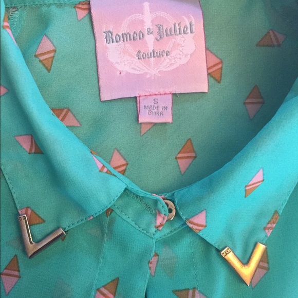 Romeo & Juliet Couture Sheer Teal Blouse Size Small - Picture 7 of 7