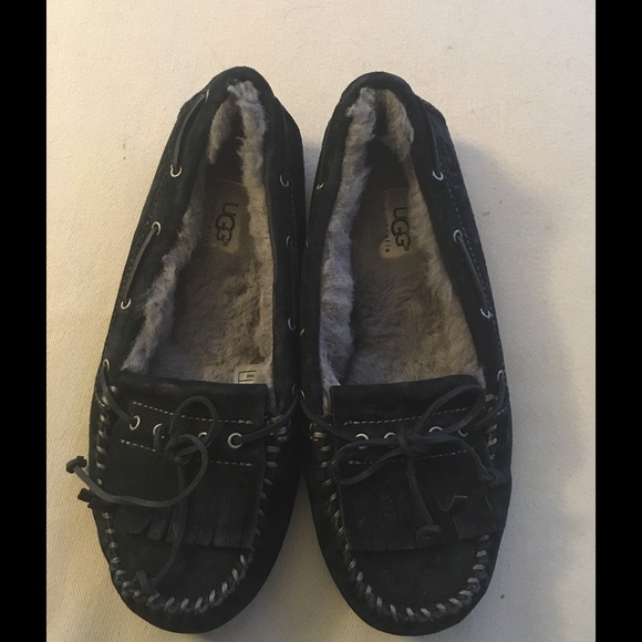 Ugg Moccasins Size 7