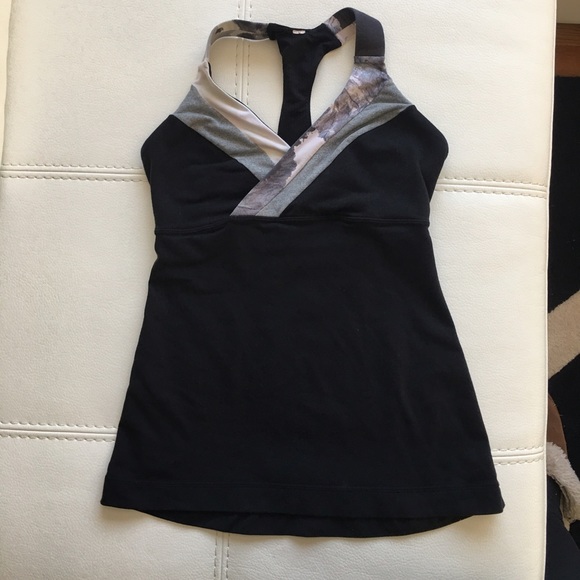 Lululemon tank