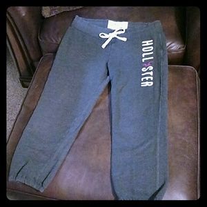 Cropped Hollister sweats