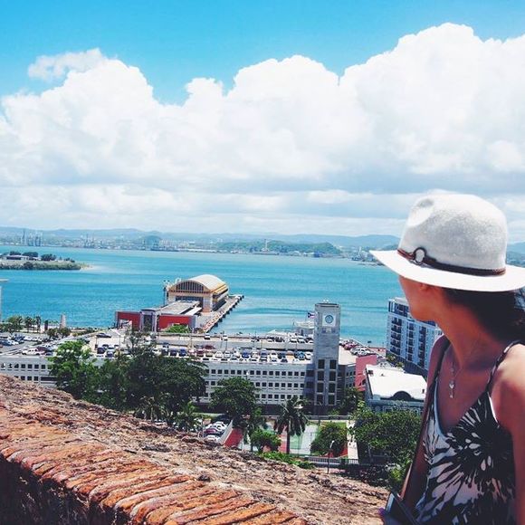 Meet your Posher, Ana