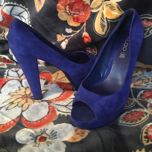 Aldo Electric Genuine Leather Pumps💙