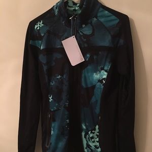Fabletics zip up jacket NWT