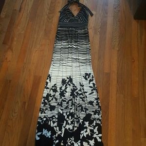 Long Maxi Dress/ Must Go!