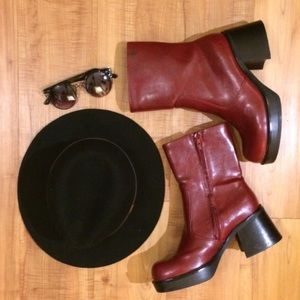 90's chunky heeled Boots