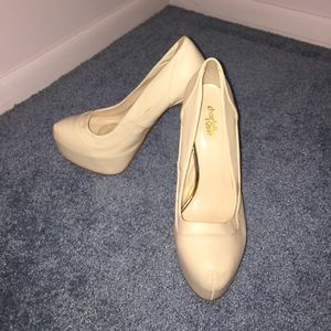 Platform cream heels