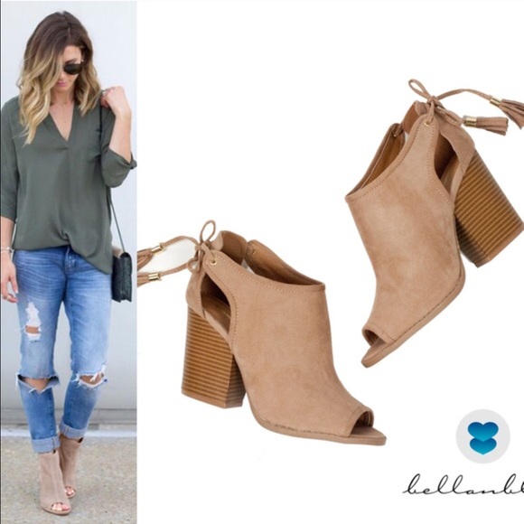 🚨1 HR SALE🚨MILAROSE open toe bootie-TAUPE - Picture 2 of 4