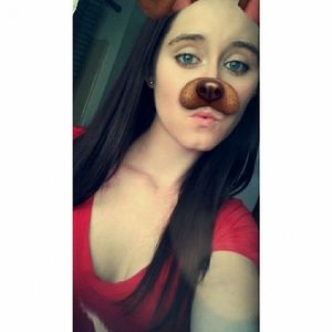 Meet your Posher, Brenna