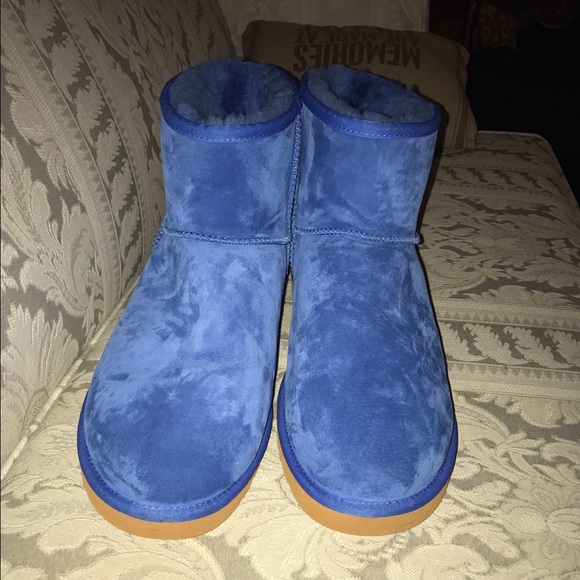 Uggs size 17 men\'s uggs