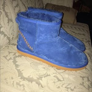 Uggs size 17 men's uggs