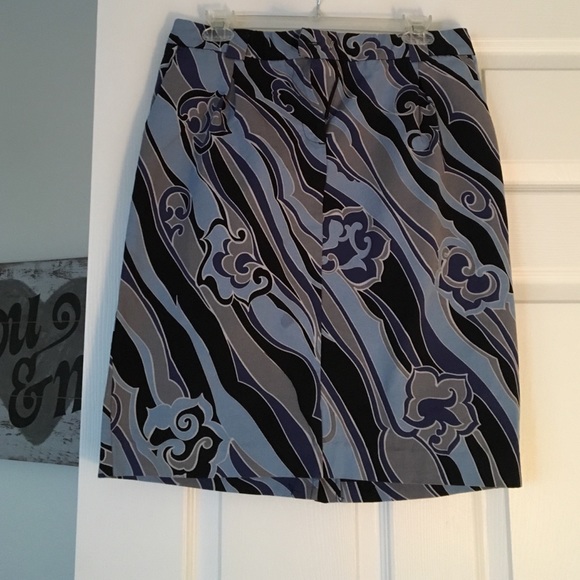 Fun geometric skirt!