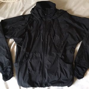 lululemon windbreaker