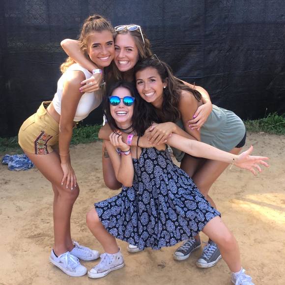 Meet your Posher, Maddie - Picture 1 of 1