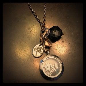 Silver Origami Owl locket necklace